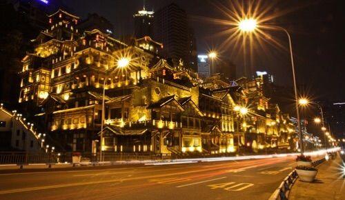宁夏vs甘肃夜景视频直播，谁的霓虹更戳心？我蹲了七个晚上，实话实说